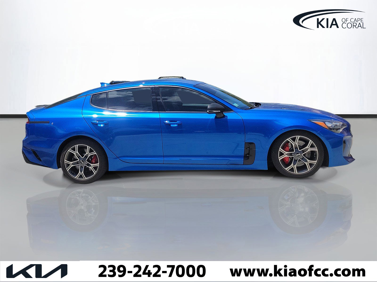 Used 2018 Kia Stinger GT AWD/4WD image 2