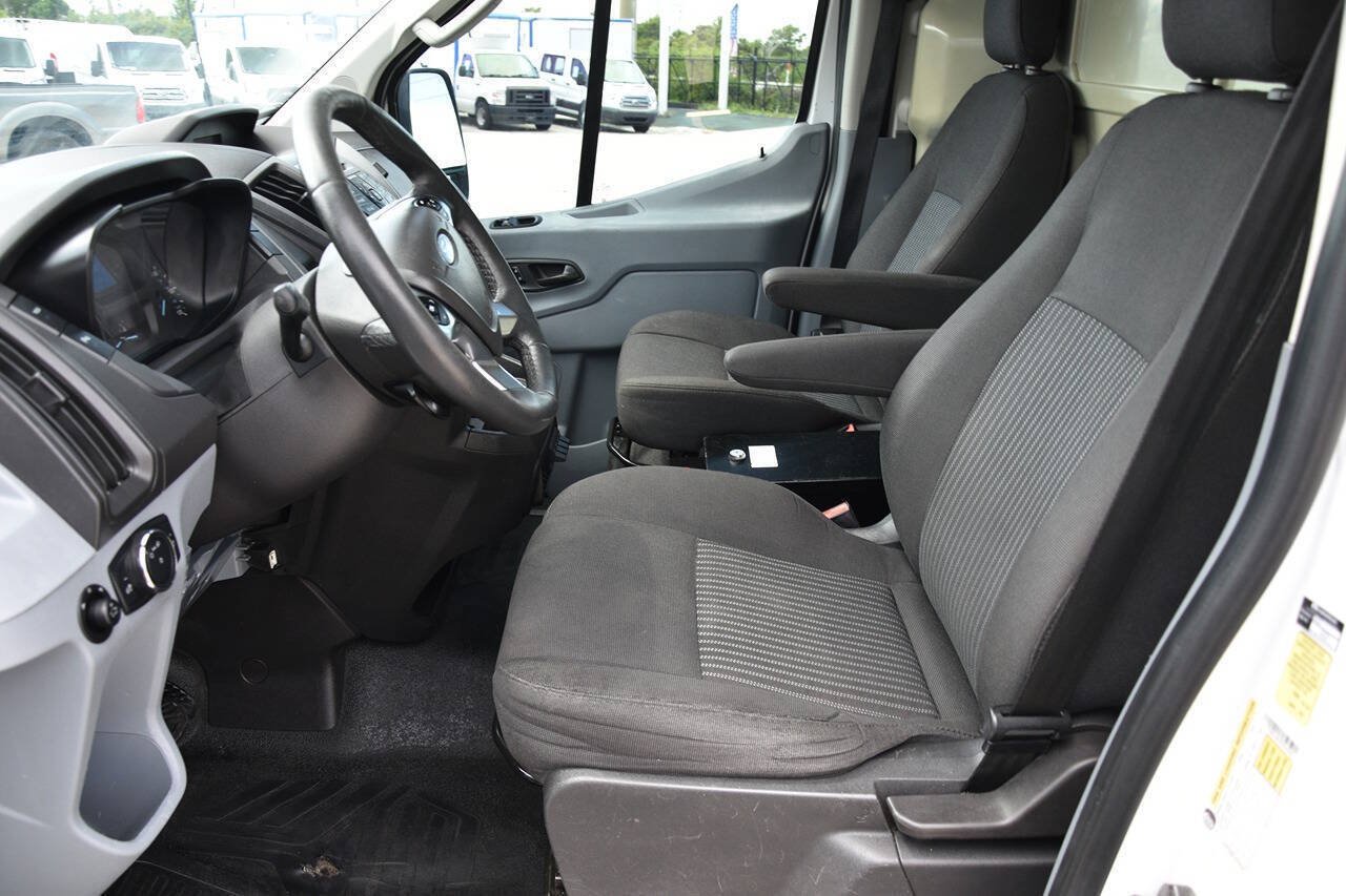 Used 2015 Ford Transit 250 130 Low Roof RWD image 9