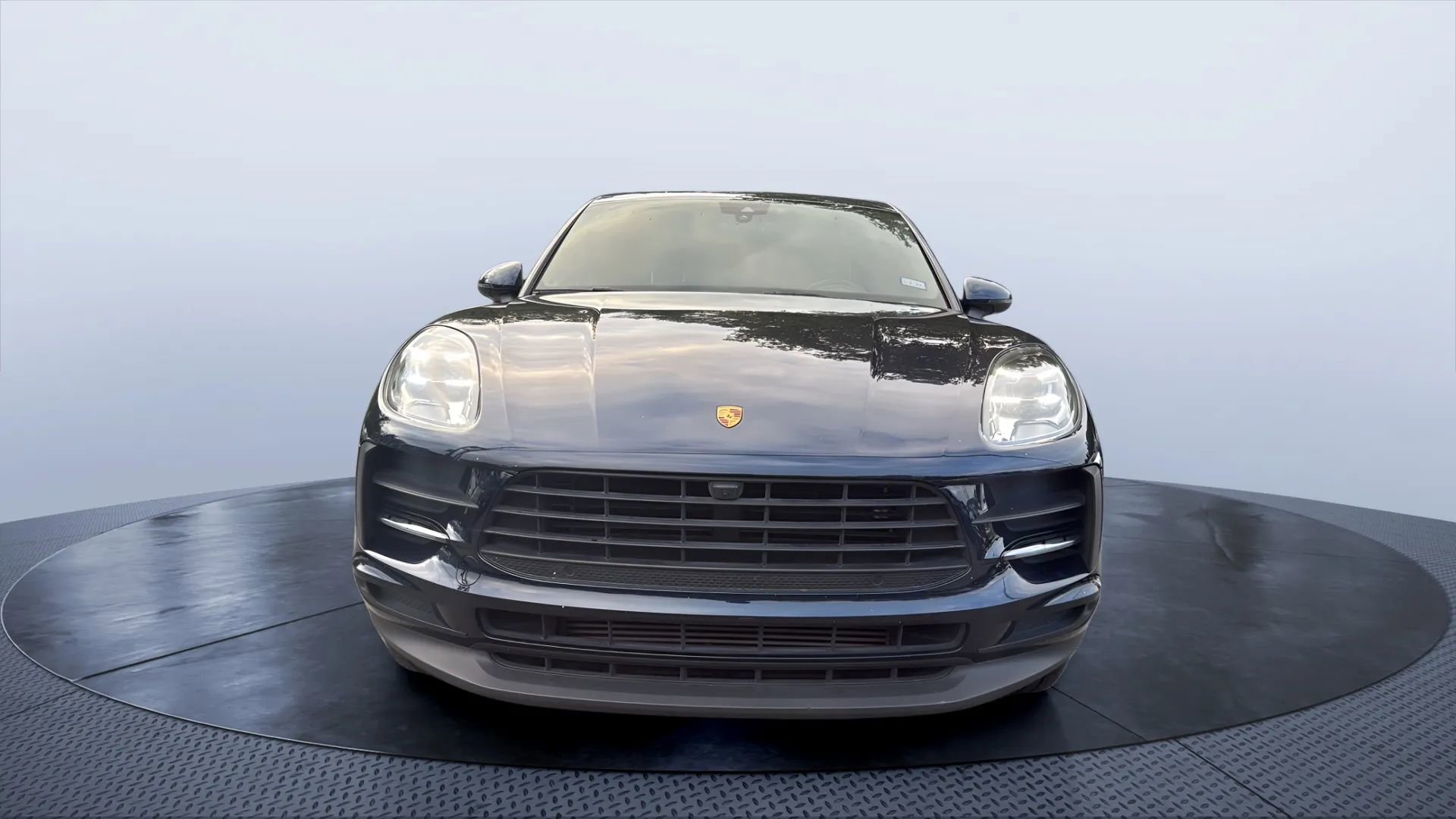 Used 2020 Porsche Macan image 8