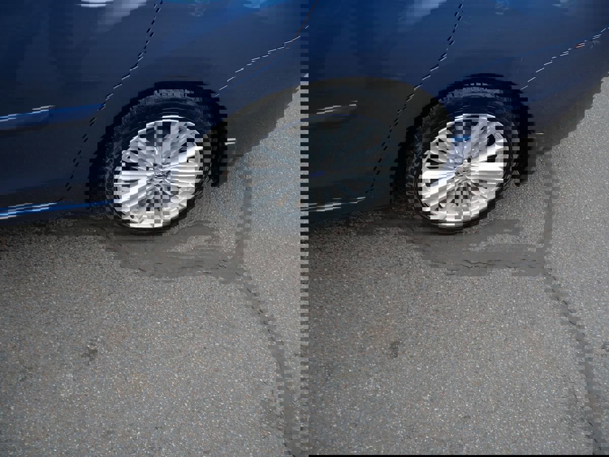 Used 2015 Subaru Impreza 2.0i Premium image 31