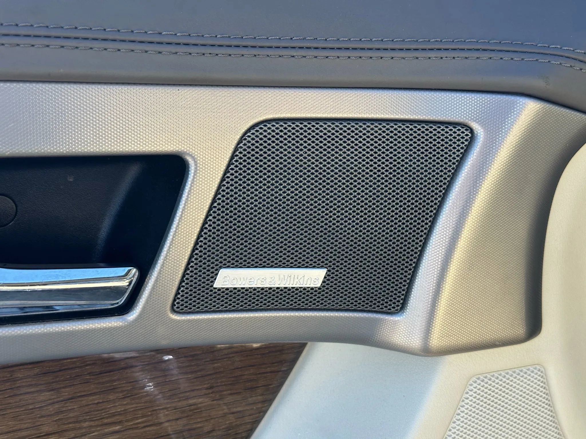 Used 2009 Jaguar XF Premium image 28