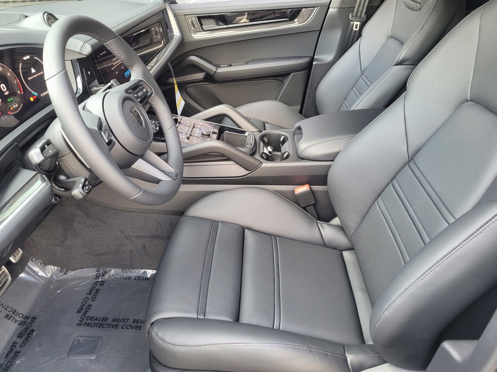 New 2025 Porsche Cayenne Turbo AWD/4WD image 21