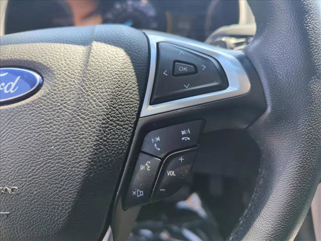 Used 2017 Ford Edge SEL w/ Equipment Group 201A FWD image 13