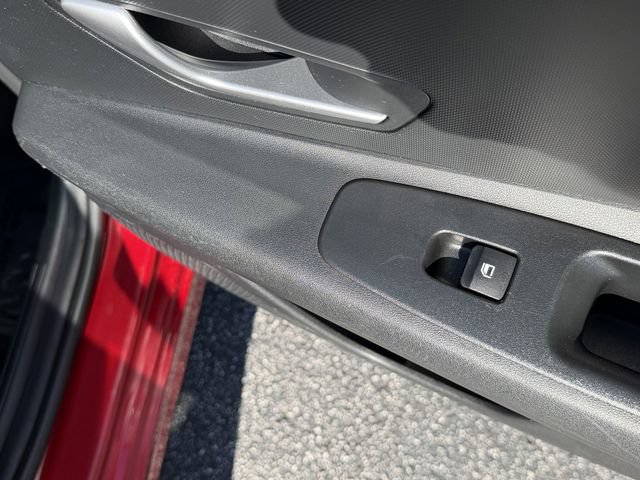 Used 2022 Hyundai Elantra SEL FWD image 30