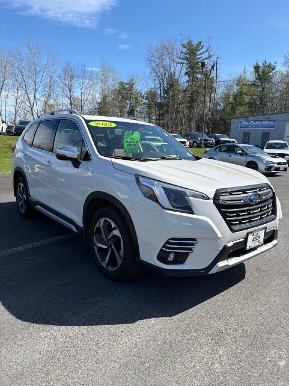 Certified 2023 Subaru Forester Touring AWD/4WD image 7