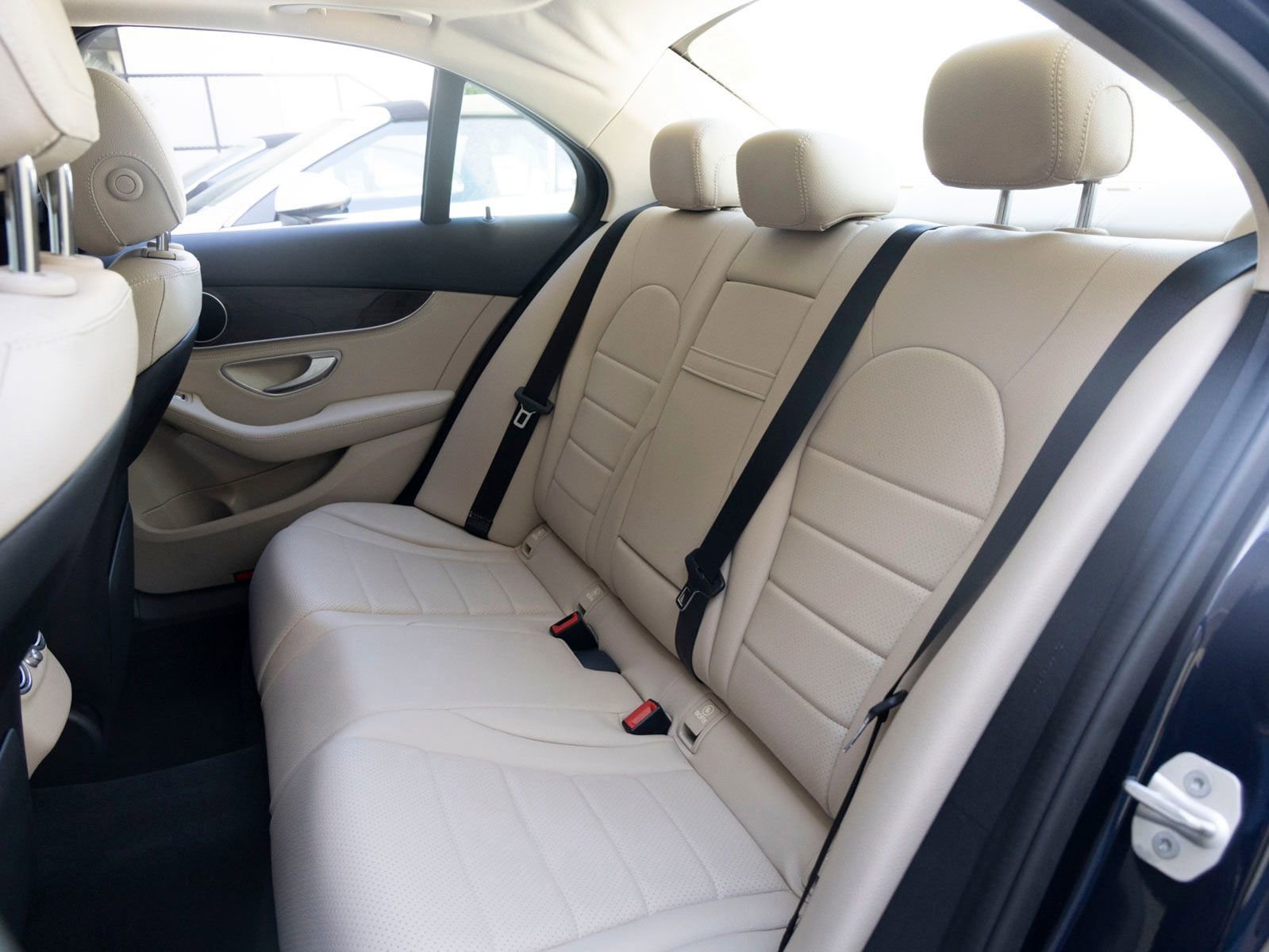 Used 2016 Mercedes-Benz C 300 Sedan image 19