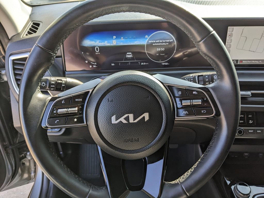 Certified 2025 Kia Seltos EX w/ EX Sunroof Package image 28