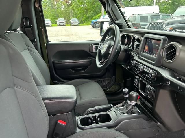 Used 2022 Jeep Wrangler Sport AWD/4WD image 28