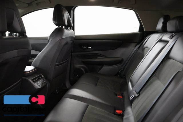 Used 2023 Nissan Ariya FWD image 33