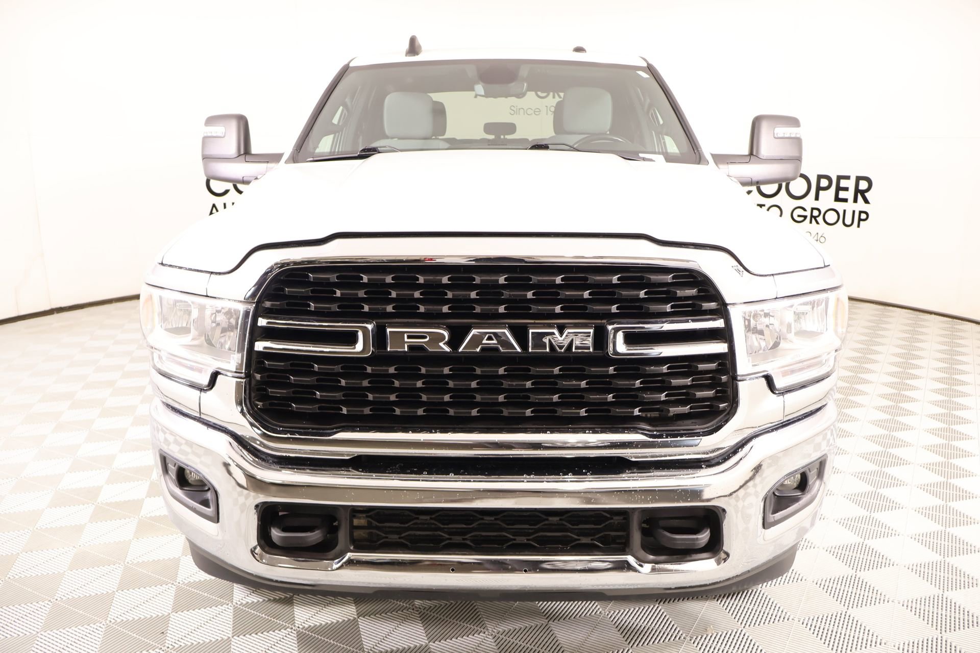 Used 2024 RAM 3500 Big Horn AWD/4WD image 8