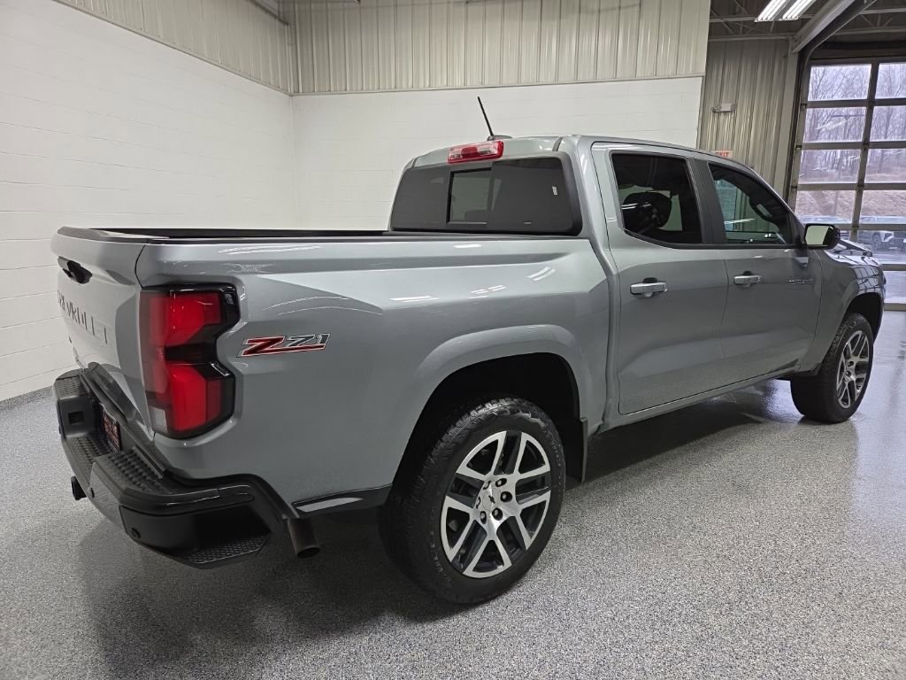 Used 2024 Chevrolet Colorado Z71 w/ Z71 Convenience Package 2 image 7