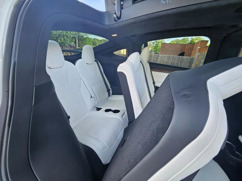 Used 2023 Tesla Model X image 71