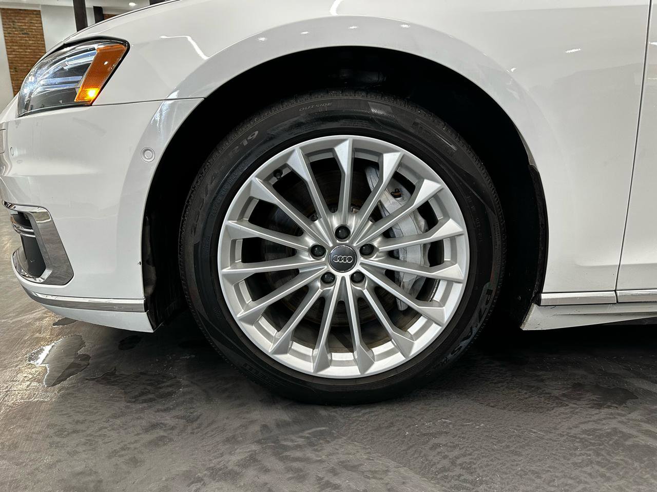 Used 2019 Audi A8 L 3.0T w/ Executive Package image 8