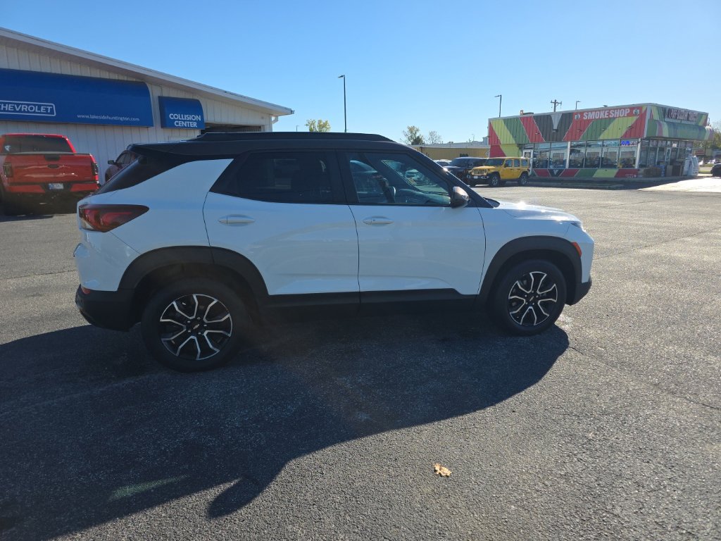 Used 2022 Chevrolet TrailBlazer ACTIV w/ Technology Package FWD image 6
