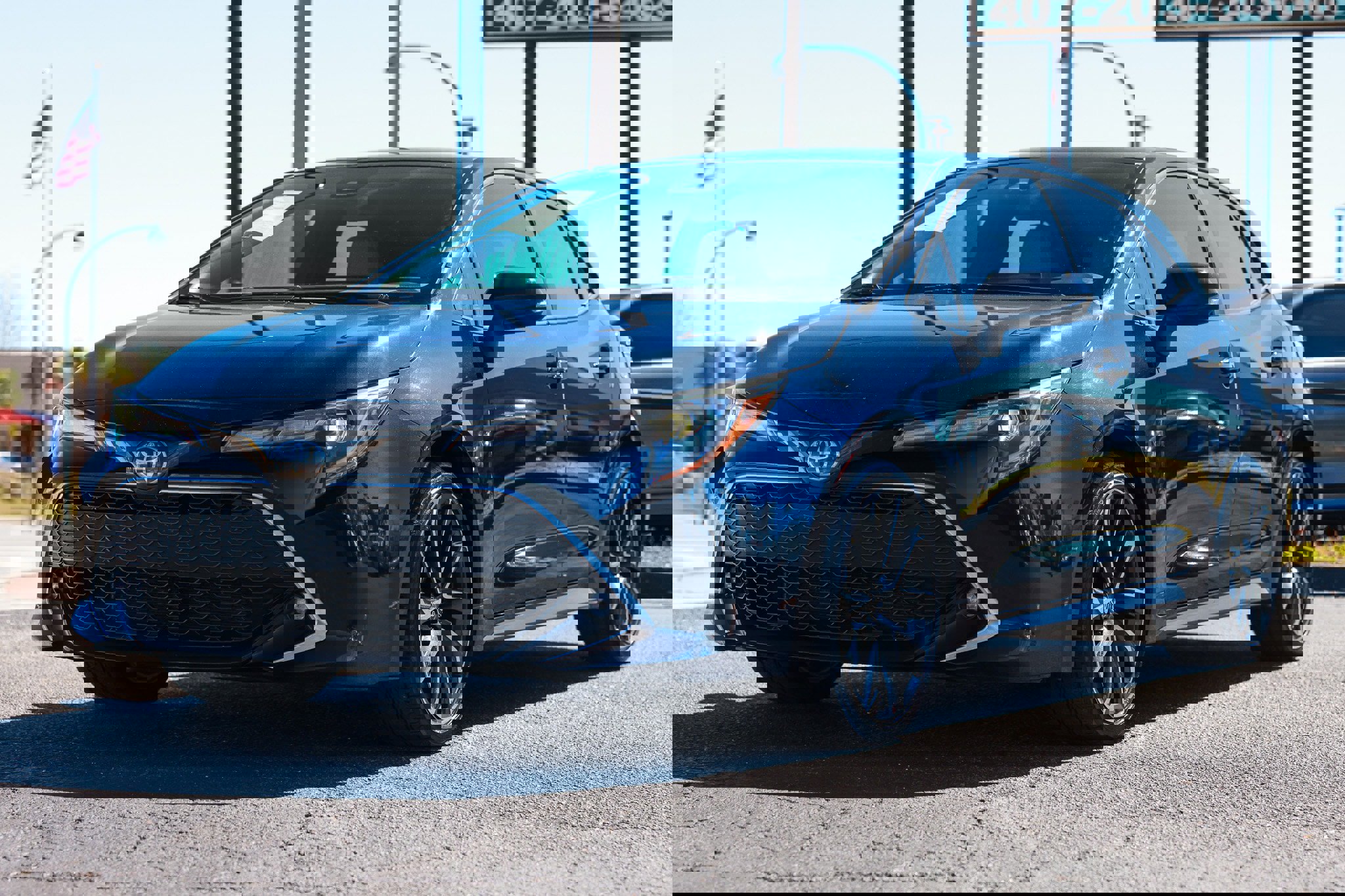 Used 2021 Toyota Corolla XSE image 4