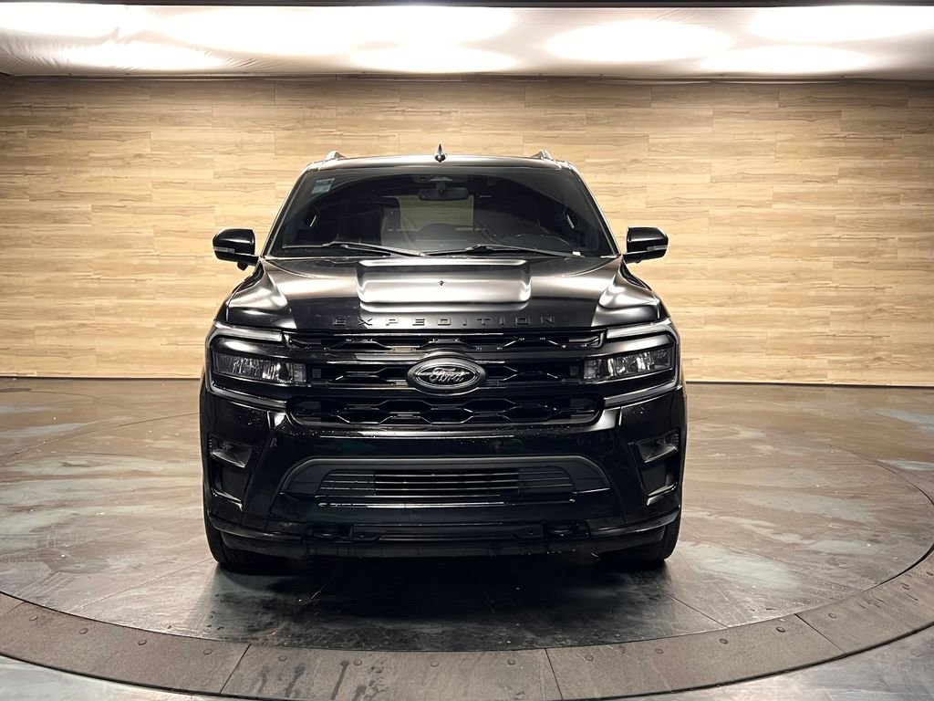 Used 2022 Ford Expedition Max Limited AWD/4WD image 18