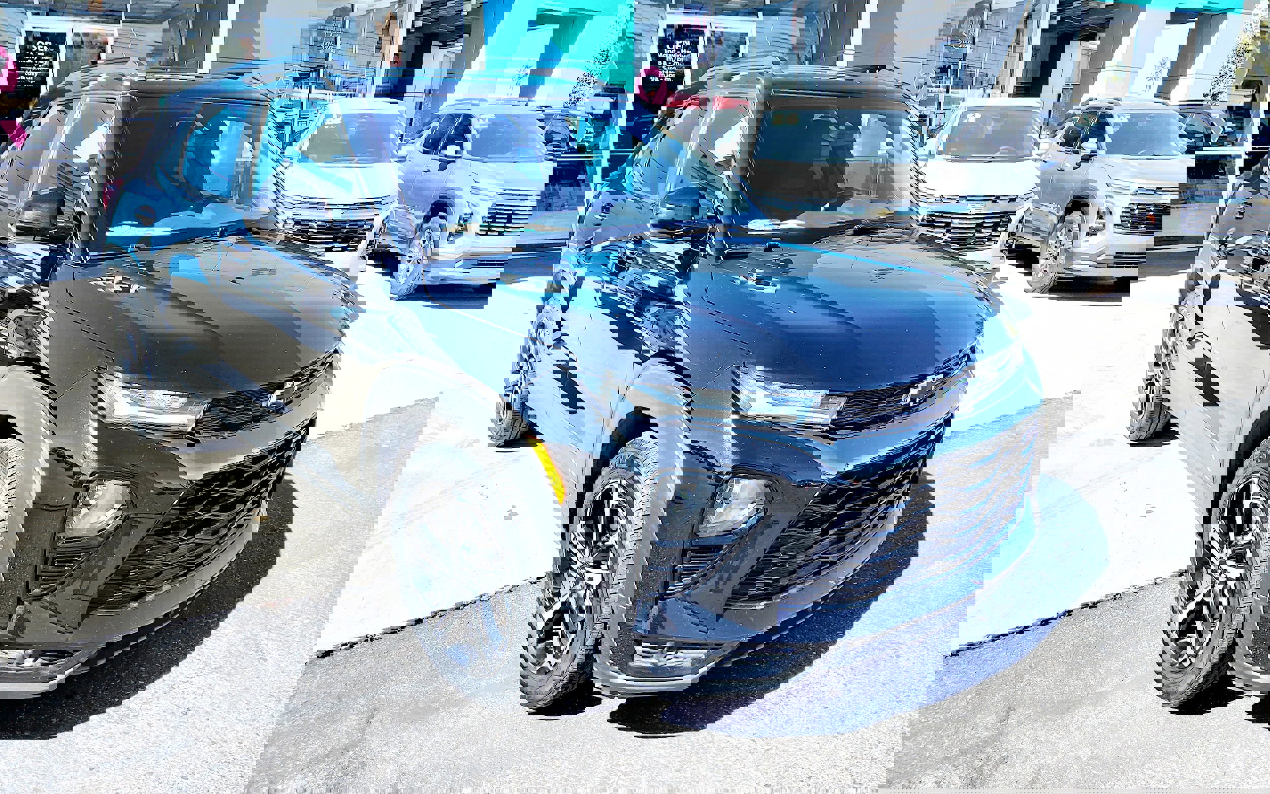 Used 2023 Chevrolet TrailBlazer RS w/ Convenience Package image 3