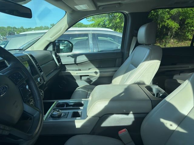 Used 2020 Ford Expedition Max XLT w/ Equipment Group 202A RWD image 19