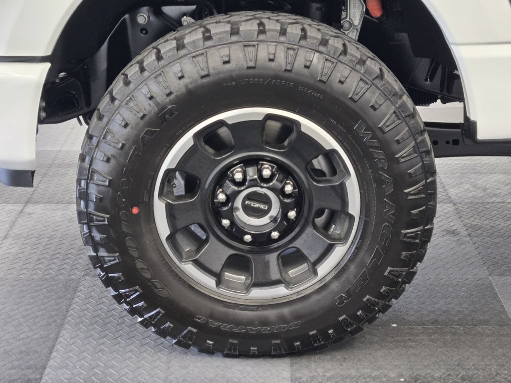 New 2026 Ford F250 Lariat w/ Tremor Off-Road Package AWD/4WD image 10
