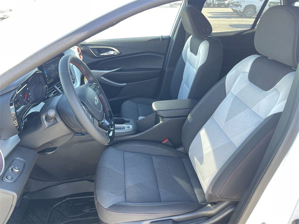 New 2026 Chevrolet Trax RS image 11