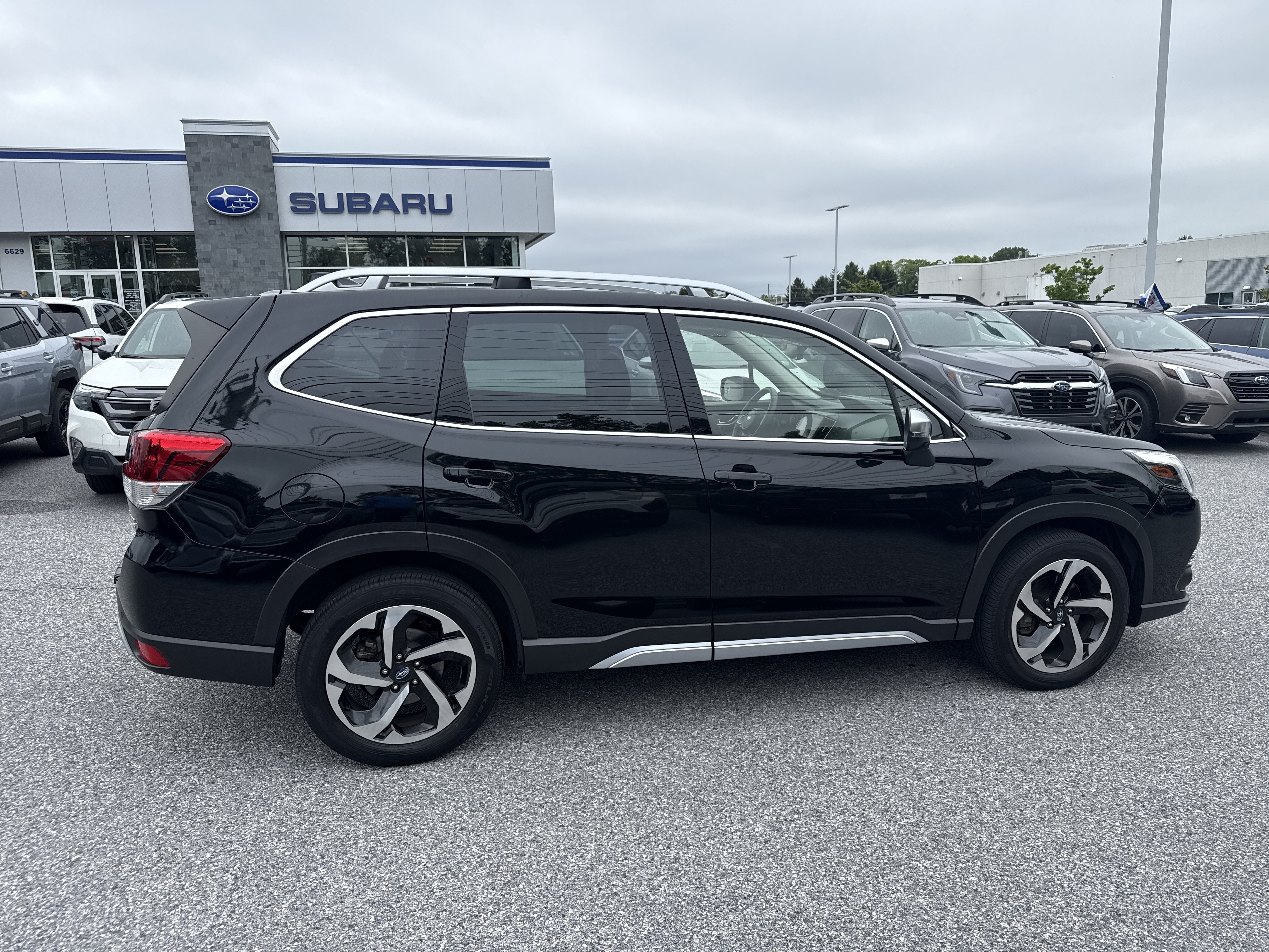 Certified 2023 Subaru Forester Touring w/ Popular Package #2 AWD/4WD image 15