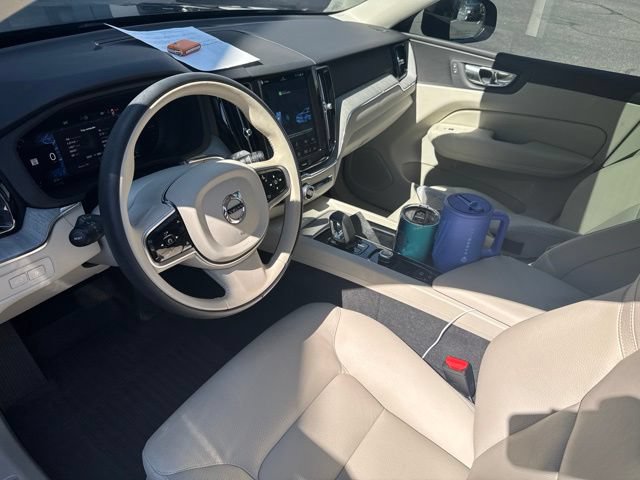 Used 2025 Volvo XC60 T8 Plus w/ Protection Package Premier AWD/4WD image 7