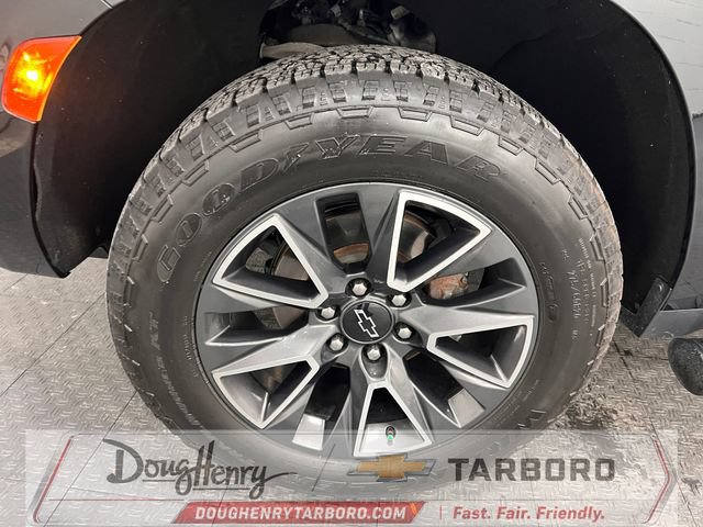Used 2021 Chevrolet Suburban Z71 w/ Z71 Off-Road Package AWD/4WD image 21