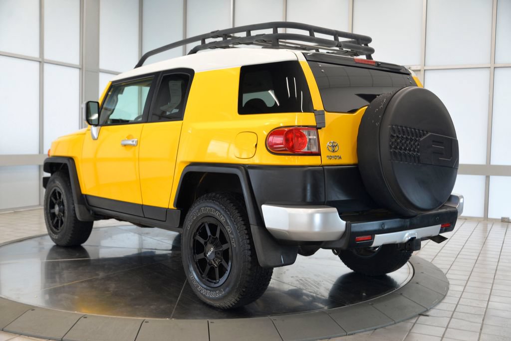 Used 2007 Toyota FJ Cruiser 4WD w/ Upgrade Pkg 2 image 6