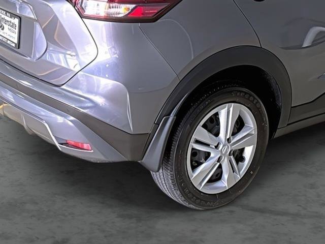 Used 2024 Nissan Kicks S FWD image 12