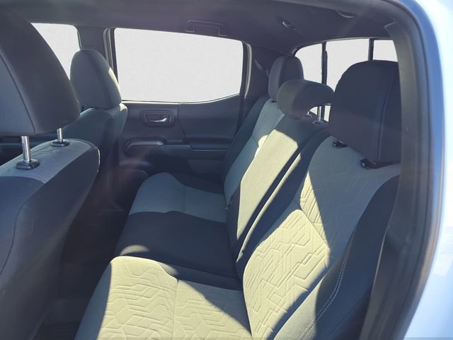 Used 2021 Toyota Tacoma TRD Sport w/ Technology Package image 13