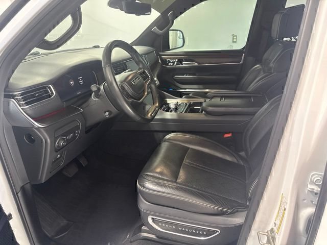 Used 2023 Jeep Grand Wagoneer L Series II AWD/4WD image 12