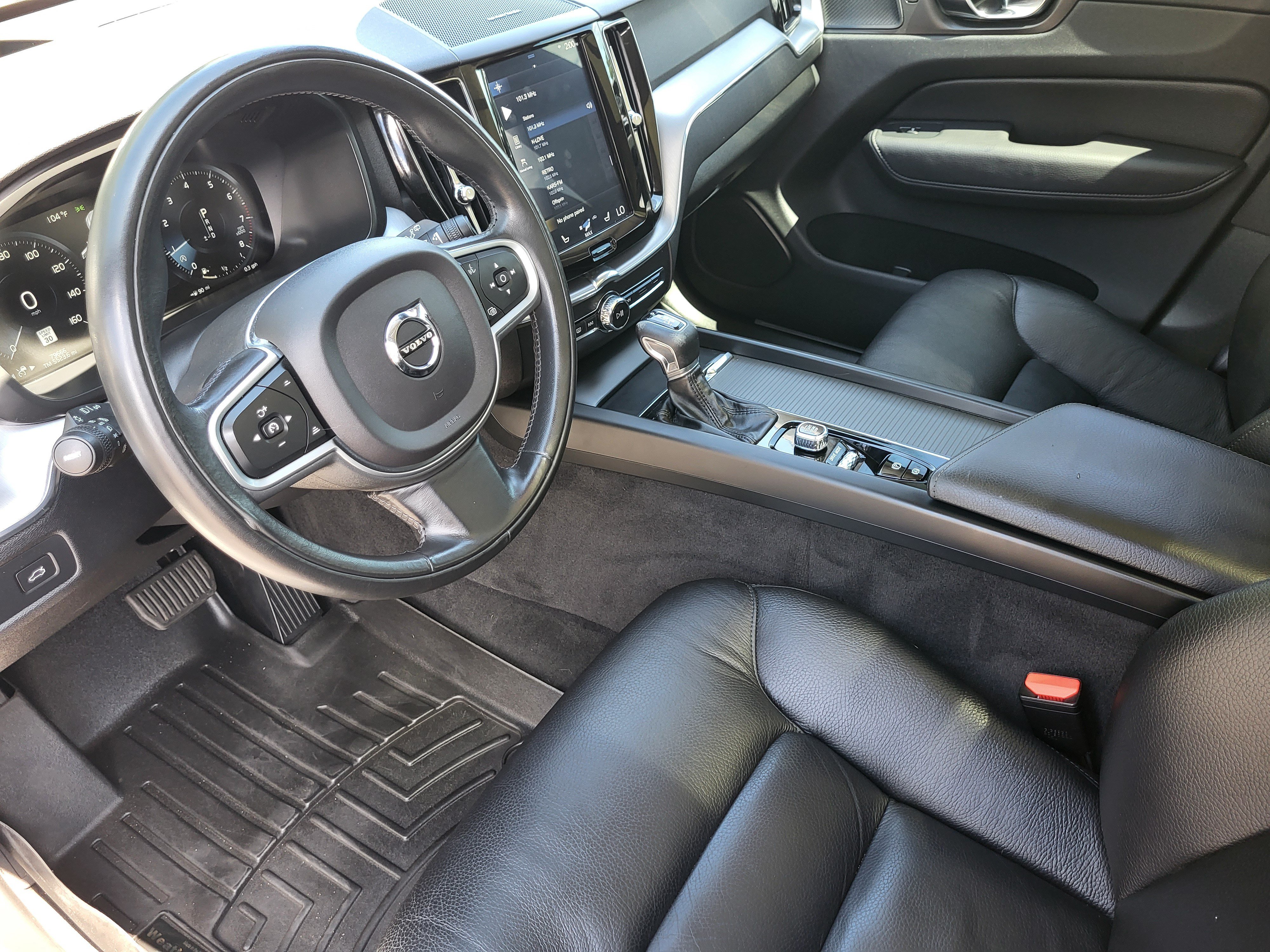 Used 2019 Volvo XC60 T6 Momentum w/ Advanced Package AWD/4WD image 10