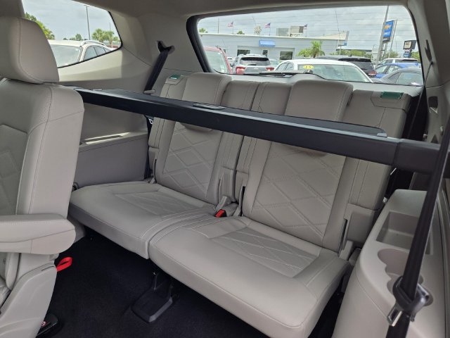 Used 2026 Volkswagen Atlas SE FWD image 16