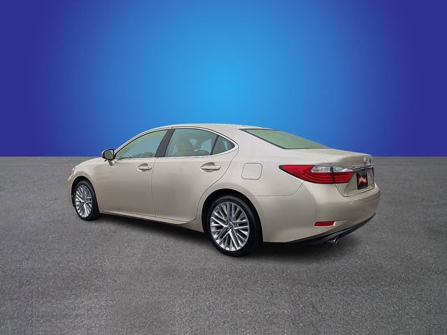 Used 2013 Lexus ES 350 w/ Luxury Pkg image 3