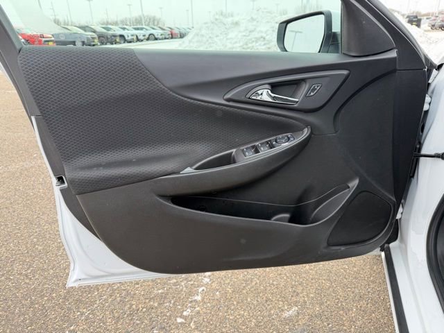 Used 2025 Chevrolet Malibu LT image 20