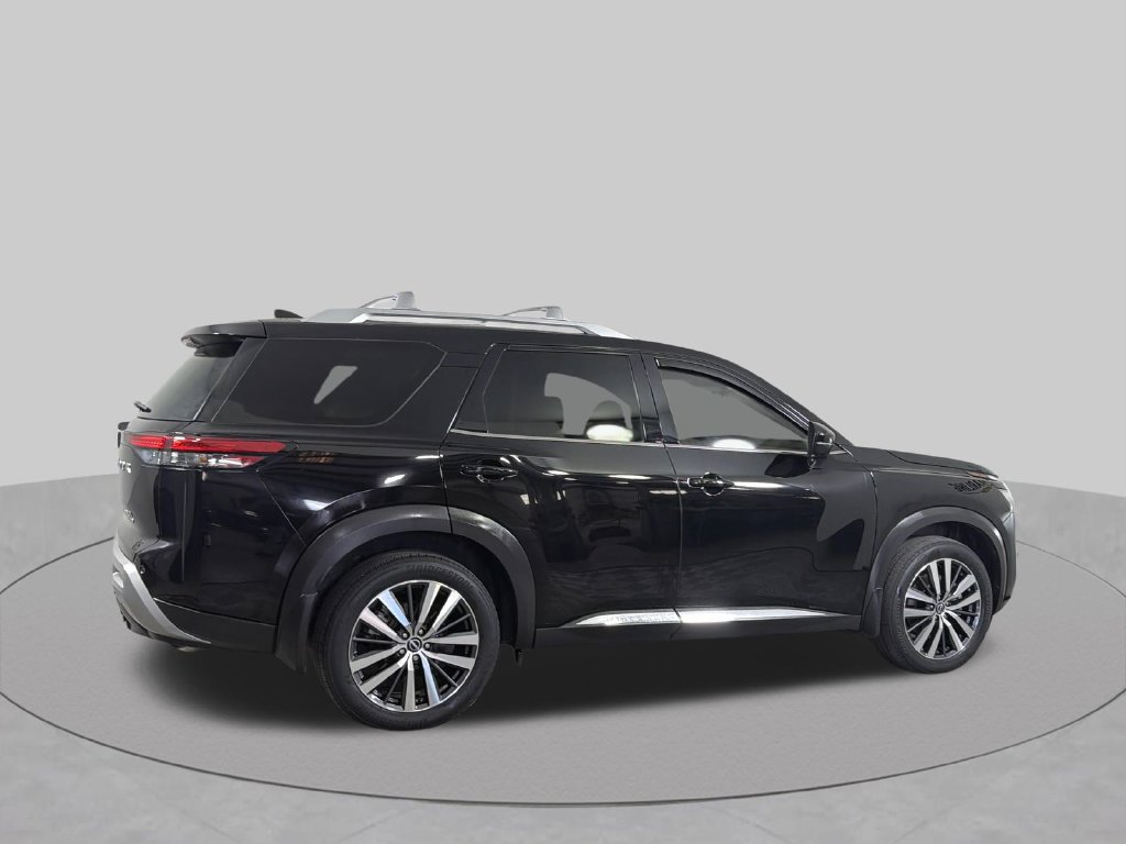 Used 2022 Nissan Pathfinder Platinum w/ Cargo Package AWD/4WD image 13