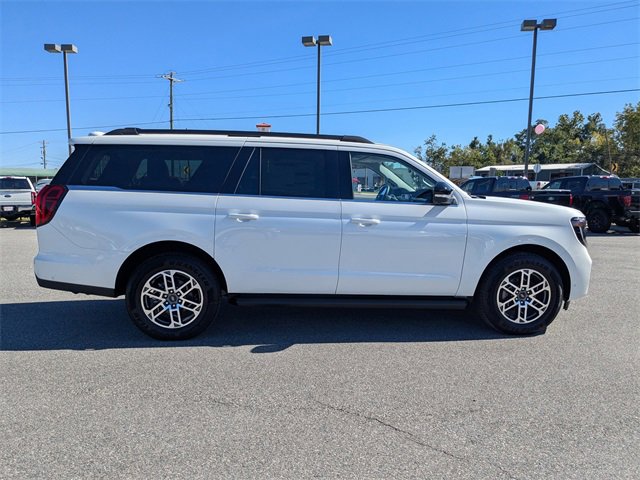 New 2025 Ford Expedition Max Active image 3