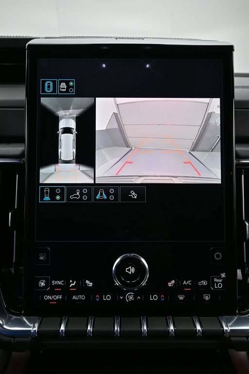 Used 2025 GMC Yukon Denali AWD/4WD image 20