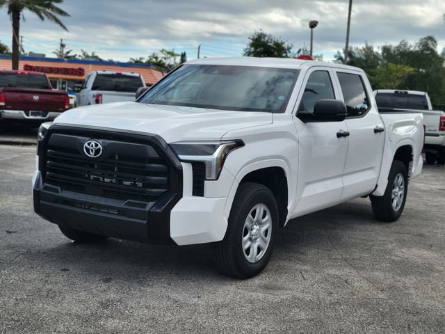 Used 2025 Toyota Tundra SR image 2