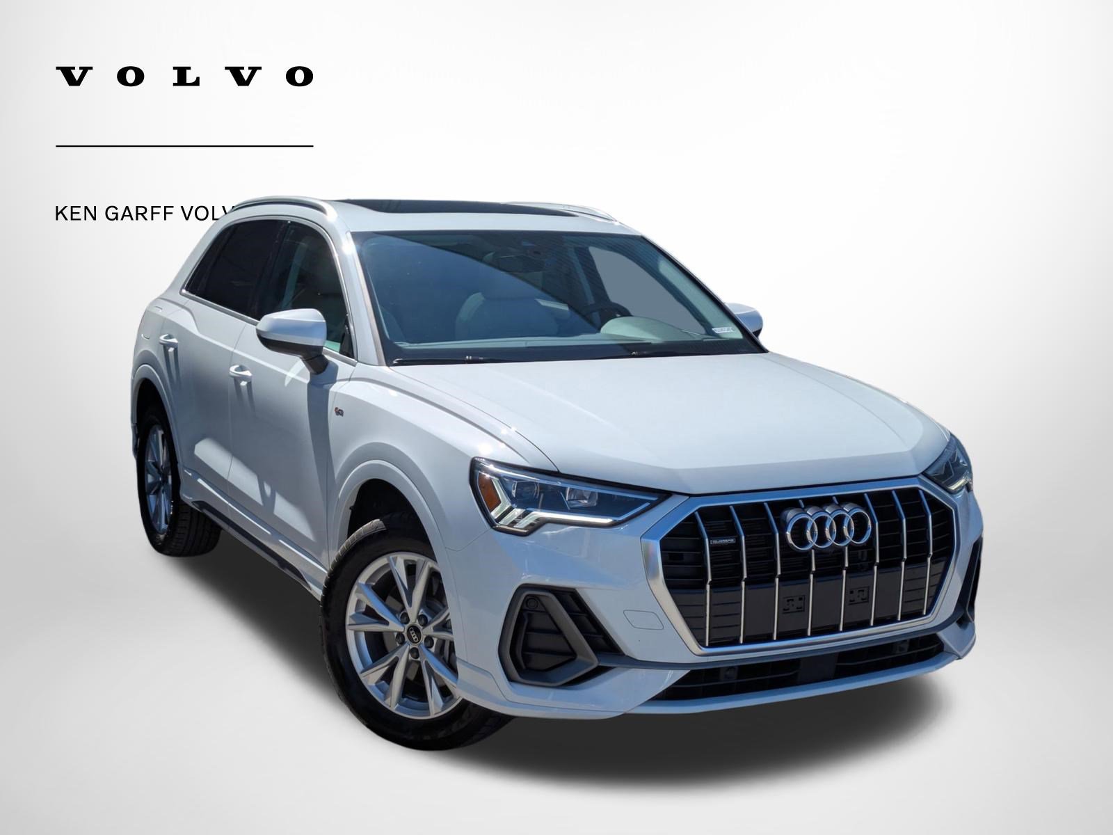 Used 2022 Audi Q3 2.0T Premium Plus AWD/4WD image 1