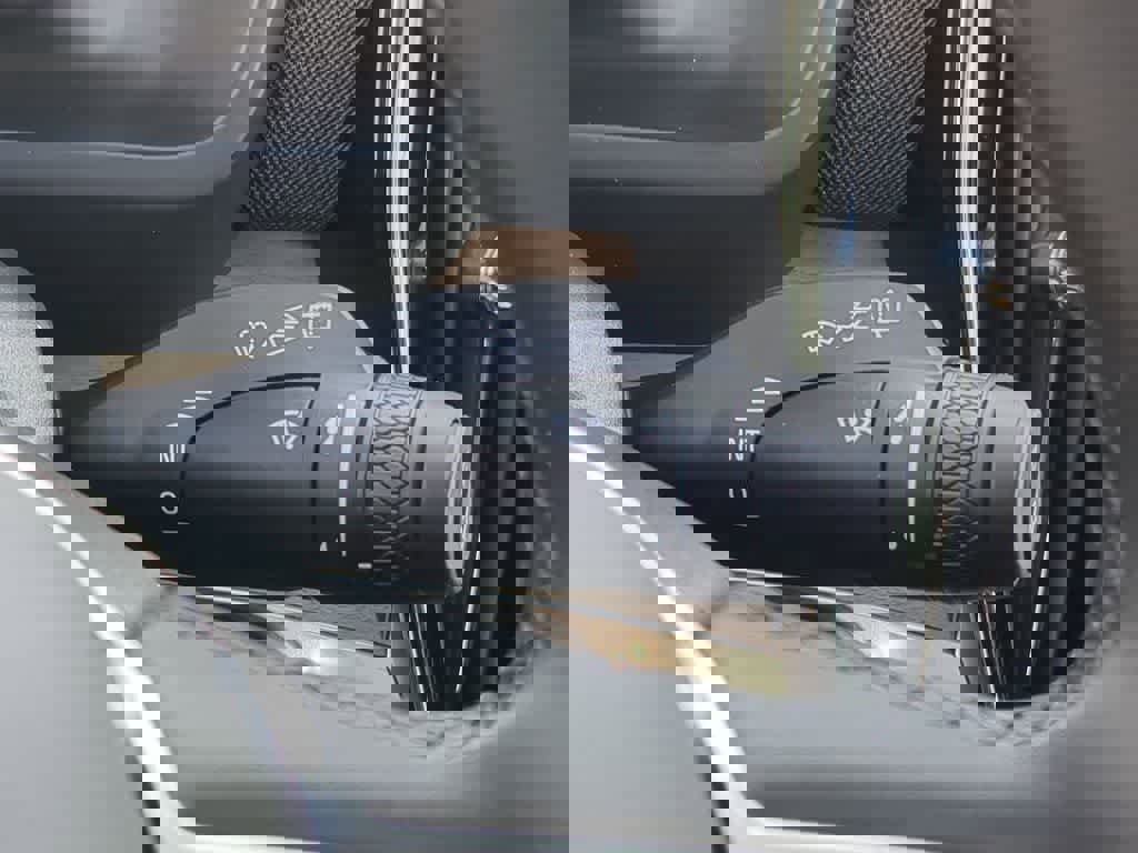 New 2026 Volvo XC90 B5 Plus w/ Protection Package Premier image 24