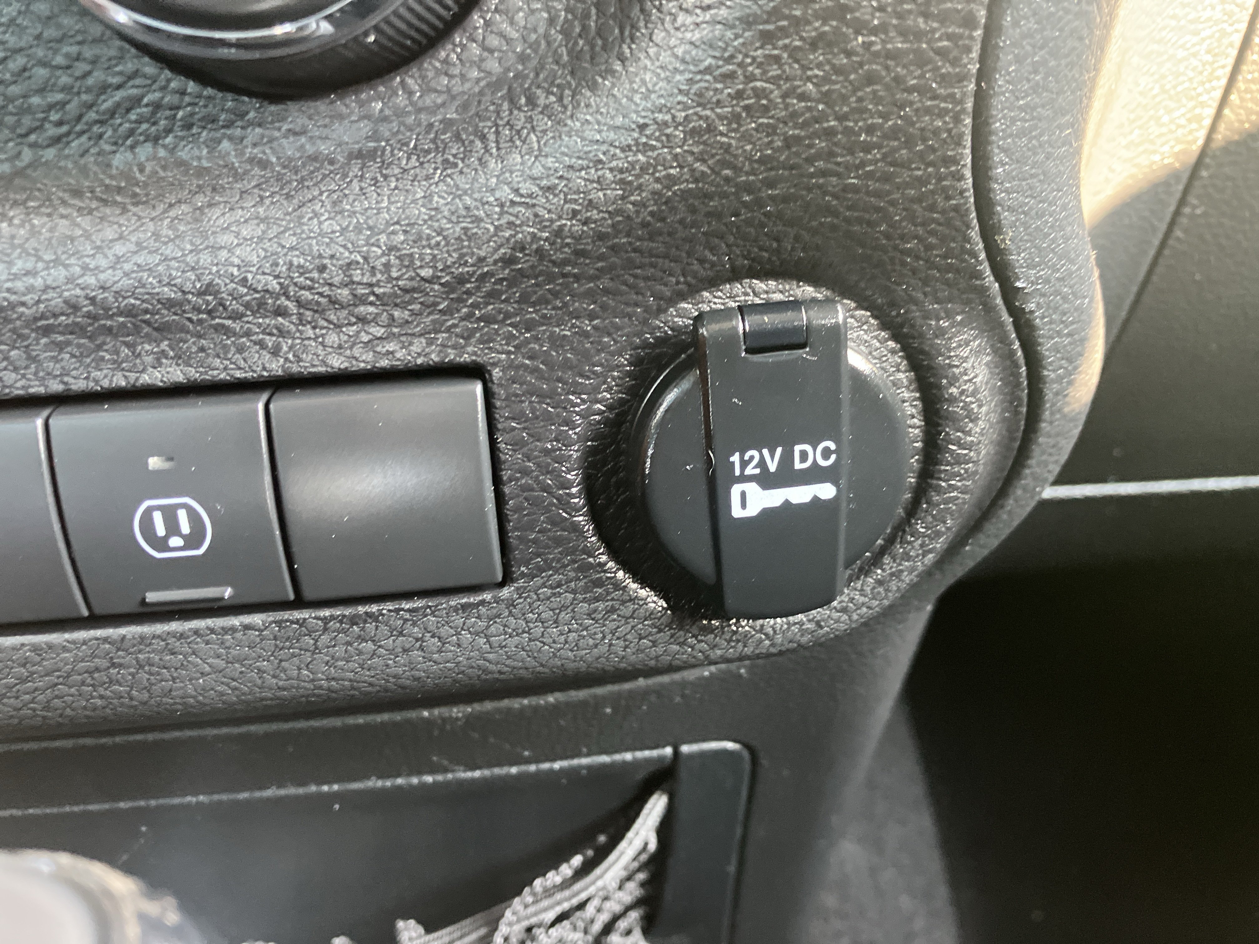 Used 2013 Jeep Wrangler Rubicon w/ Dual Top Group AWD/4WD image 22
