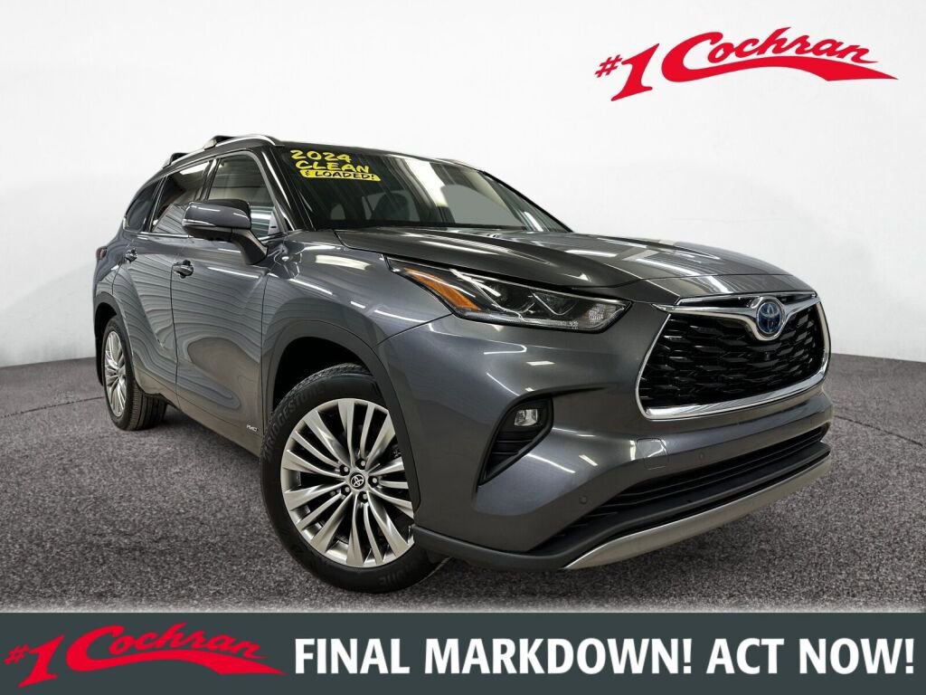 Used 2024 Toyota Highlander Platinum image 1