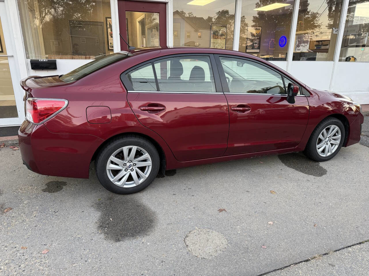 Used 2016 Subaru Impreza 2.0i Premium image 32