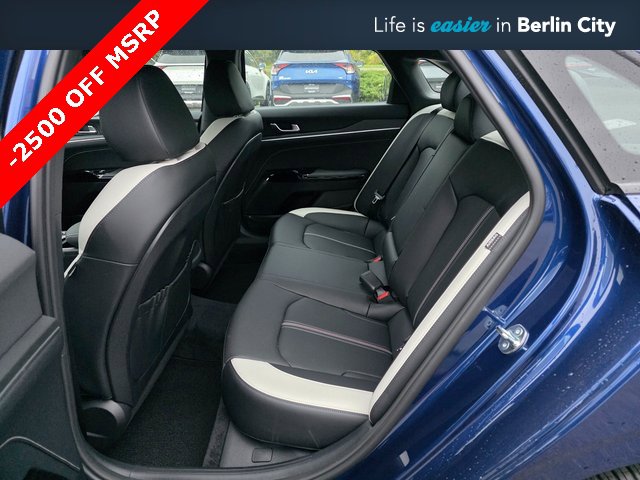 New 2025 Kia K5 GT-Line image 16