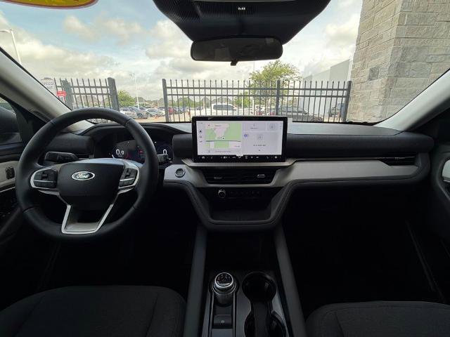 New 2026 Ford Explorer Active RWD image 26