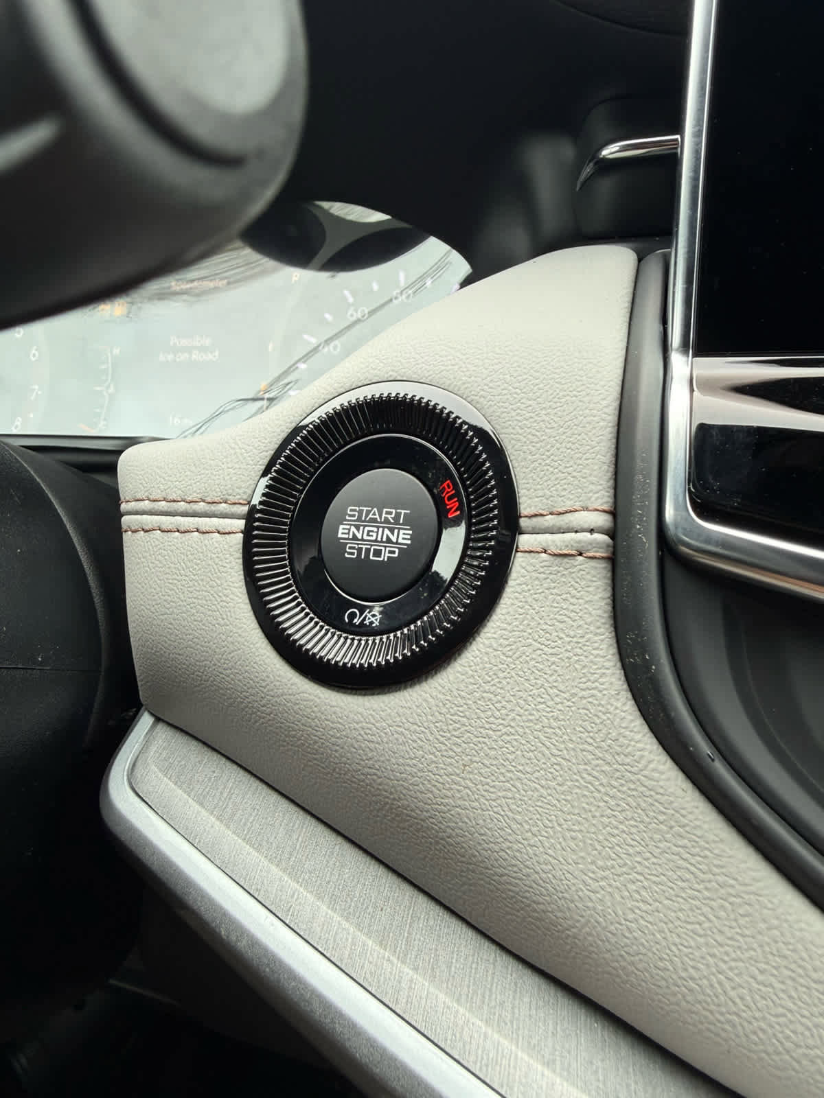 New 2026 Jeep Compass Limited AWD/4WD image 16