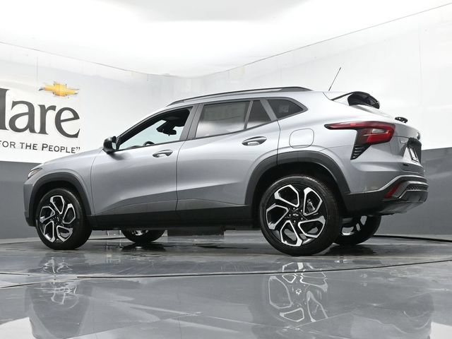 New 2026 Chevrolet Trax RS w/ Sunroof Package FWD image 33