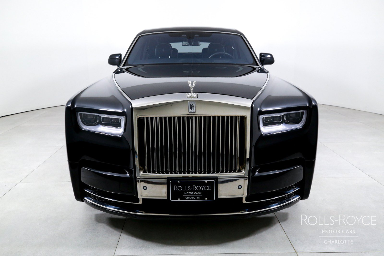 Used 2020 Rolls-Royce Phantom Sedan RWD image 7