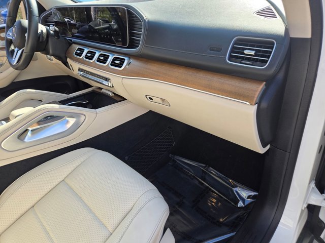 Used 2021 Mercedes-Benz GLS 450 4MATIC image 20